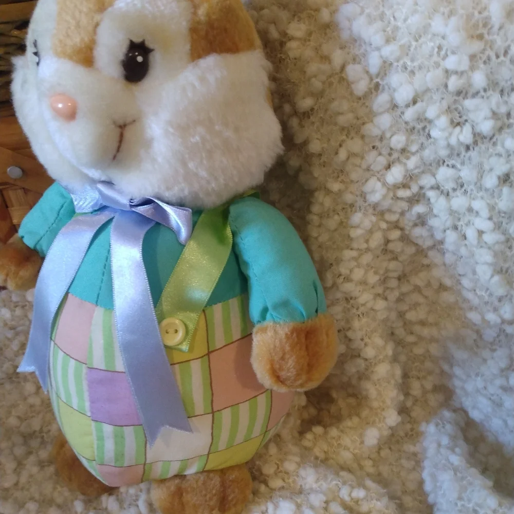 Vintage Plush Bunny - Picture 4 of 7